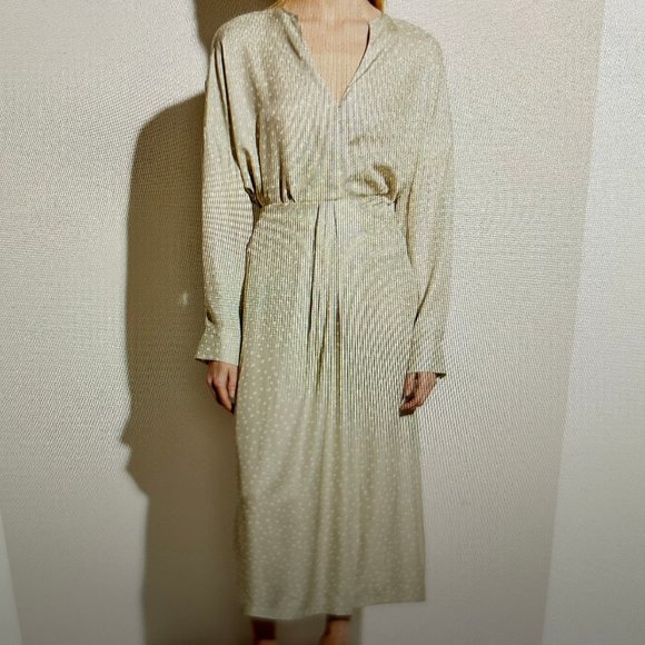 Vince Stone Dot Silk Blend Blouse Top Celery XS - Picture 2 of 4